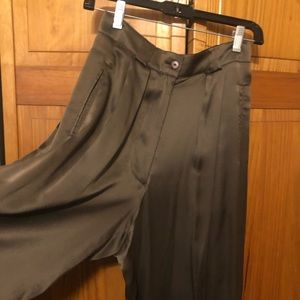 BEAUTIFUL 100% silk *VINTAGE* Giorgio Armani women’s trousers